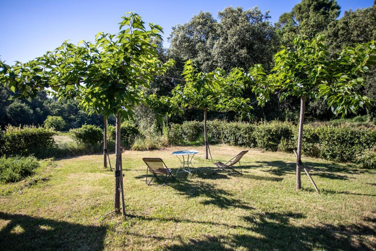 Domaine Les Perpetus Villa La Tour-d'Aigues Exterior photo